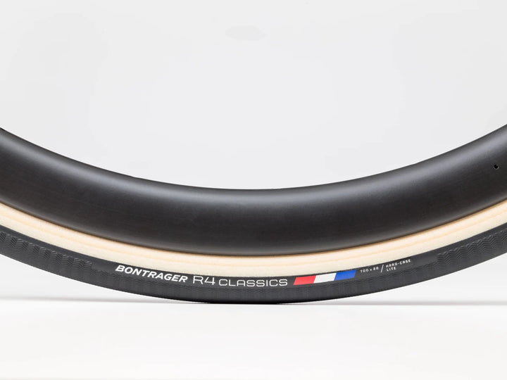 Bontrager R4 Classics Hard-Case Lite Road Tyre